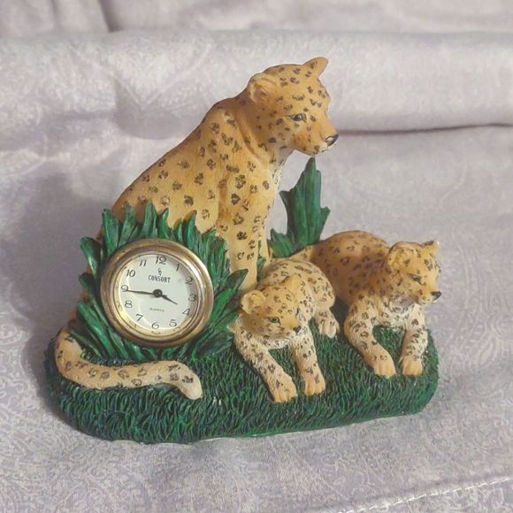 Consort Other - Moisture cheetah desk clock